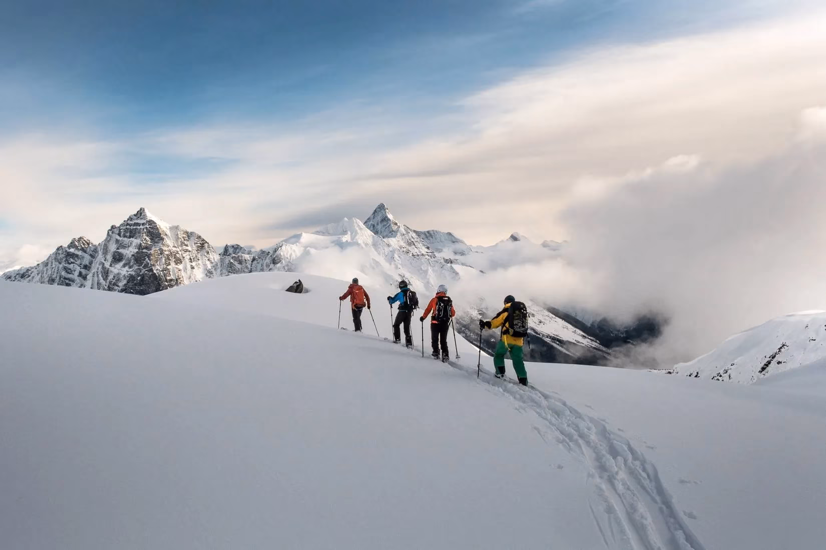 canada-s-glacier-national-park-tightens-backcountry-access-with-new-permit-system-to-bolster-avalanche-safety-image-1