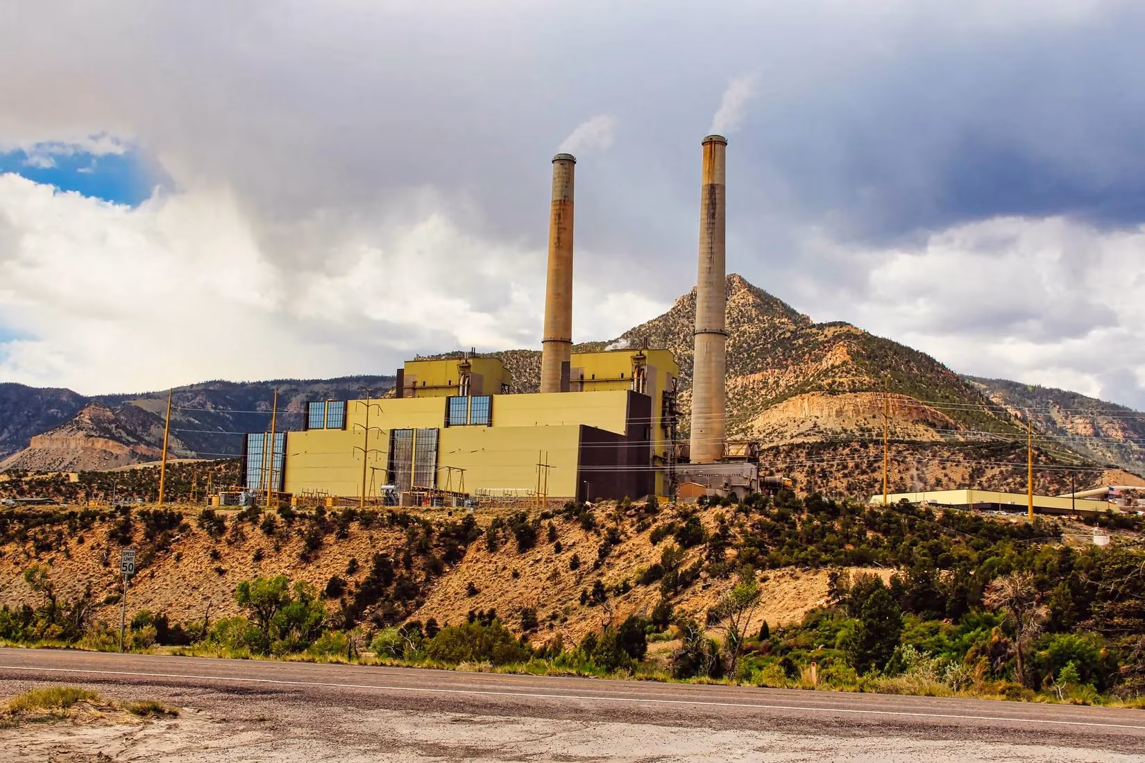 utahs-mighty-5-are-about-to-get-a-gritty-new-neighbor-coal-mines-image-3