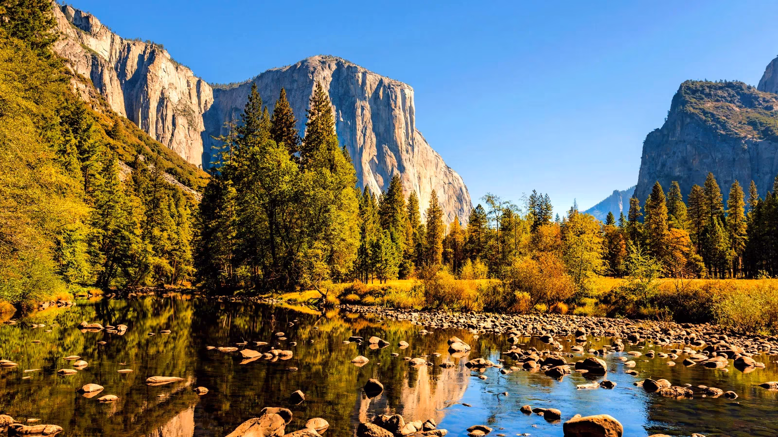 yosemite-rangers-crack-down-on-illegal-base-jumpers-with-jail-time-and-fines-image-0